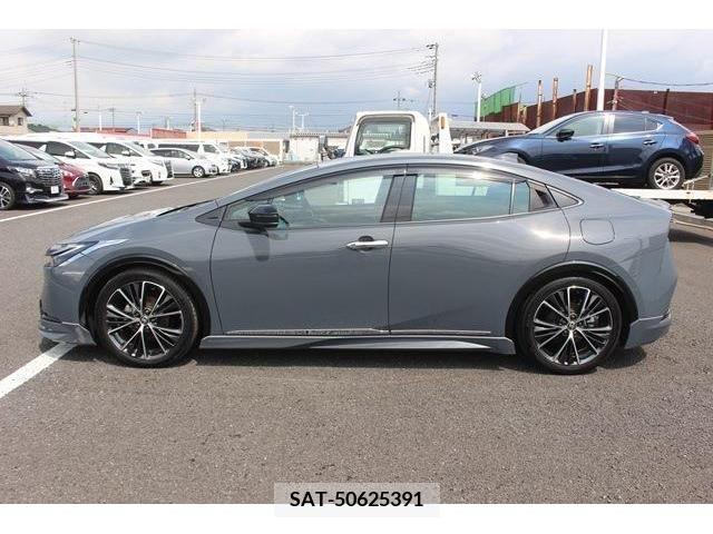 Toyota PRIUS 2023-04 366634-2
