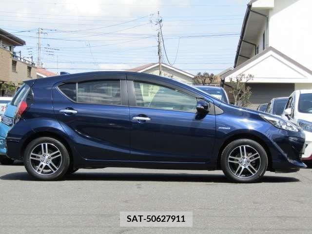 Toyota AQUA 2019-02 292024-3