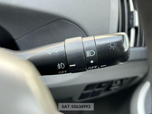 Toyota PRIUS 2011-10 282165-16