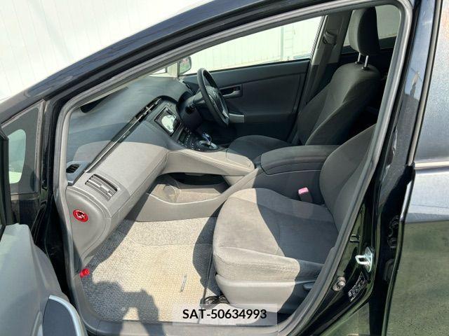 Toyota PRIUS 2011-10 282165-12