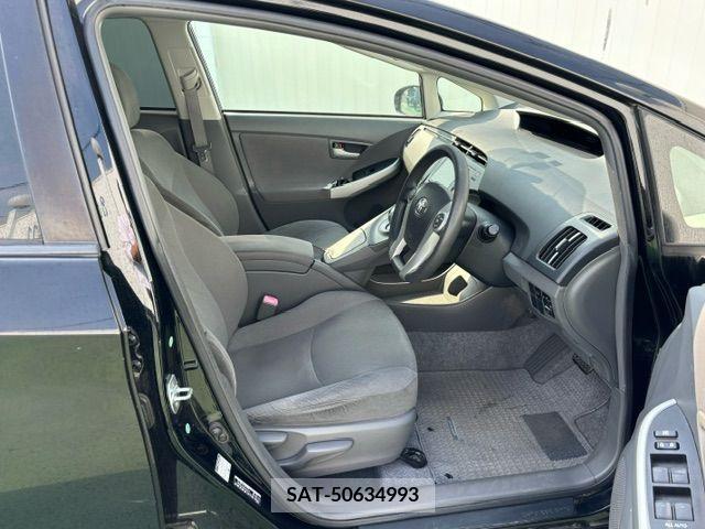 Toyota PRIUS 2011-10 282165-9