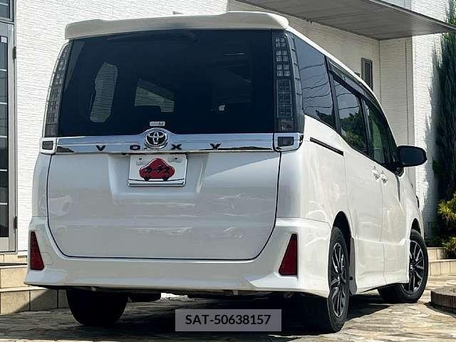 Toyota VOXY 2015-10 289050-2
