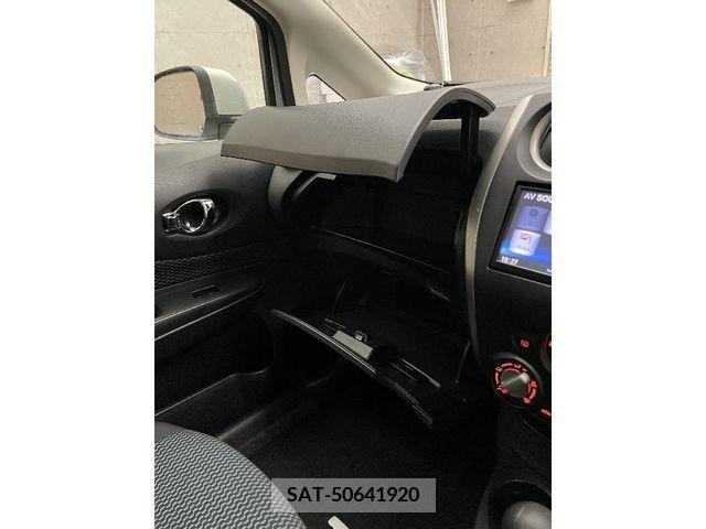 Nissan NOTE 2013-01 240095-22