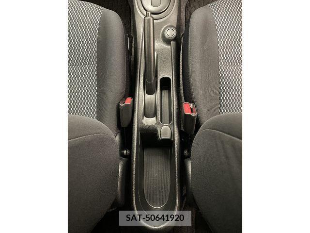 Nissan NOTE 2013-01 240095-21