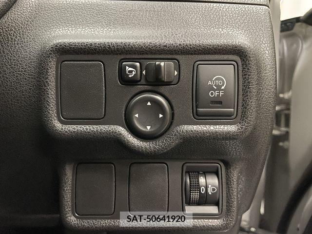 Nissan NOTE 2013-01 240095-18