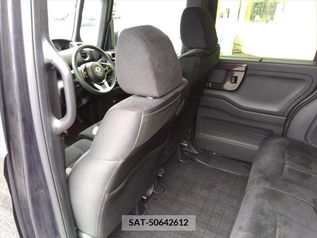 Honda N BOX CUSTOM 2018-10 278954-12