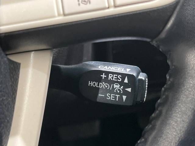 Toyota PRIUS 2018-11 190400-4