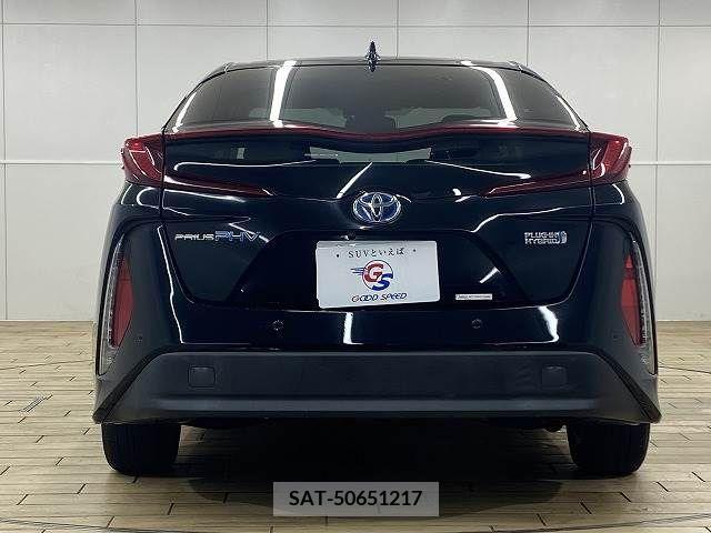 Toyota PRIUS PHV 2017-05 393507-14