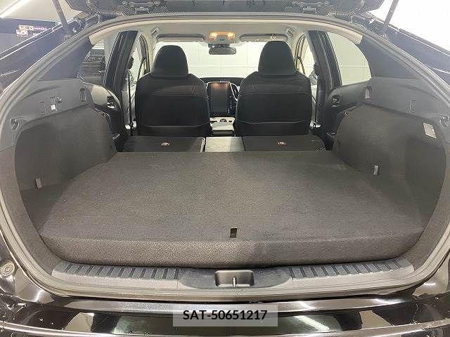 Toyota PRIUS PHV 2017-05 393507-13