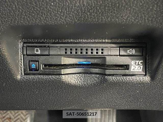 Toyota PRIUS PHV 2017-05 393507-8