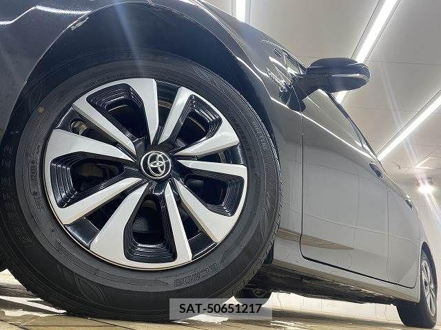 Toyota PRIUS PHV 2017-05 393507-18