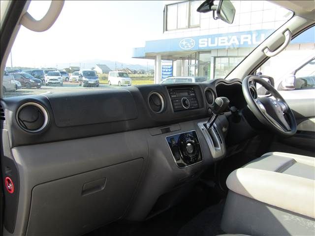 Nissan CARAVAN WAGON 2023-11 28573-12