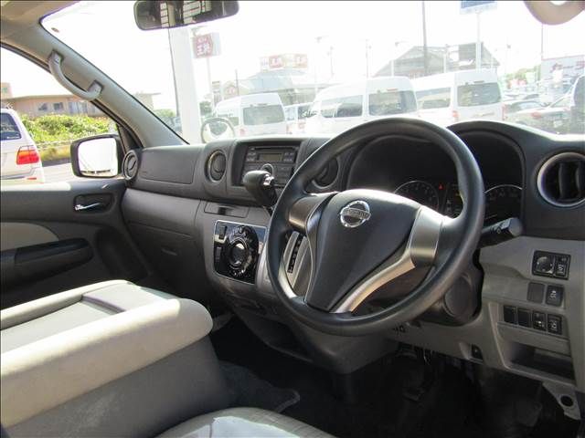 Nissan CARAVAN WAGON 2023-11 28573-11