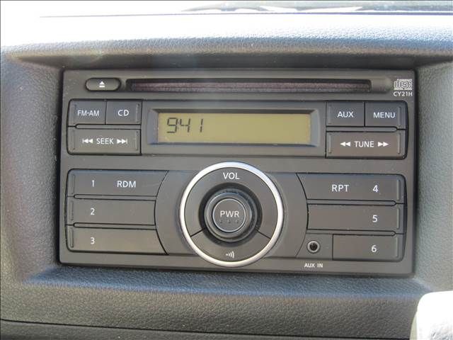 Nissan CARAVAN WAGON 2023-11 28573-6