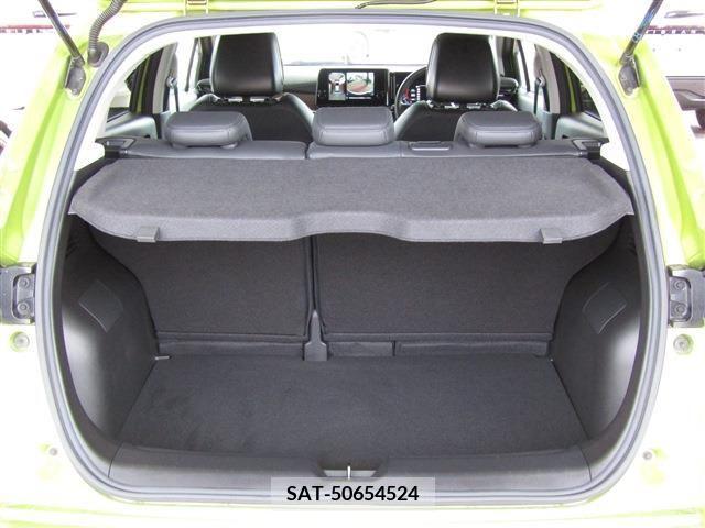 Nissan AURA 2021-08 261505-7