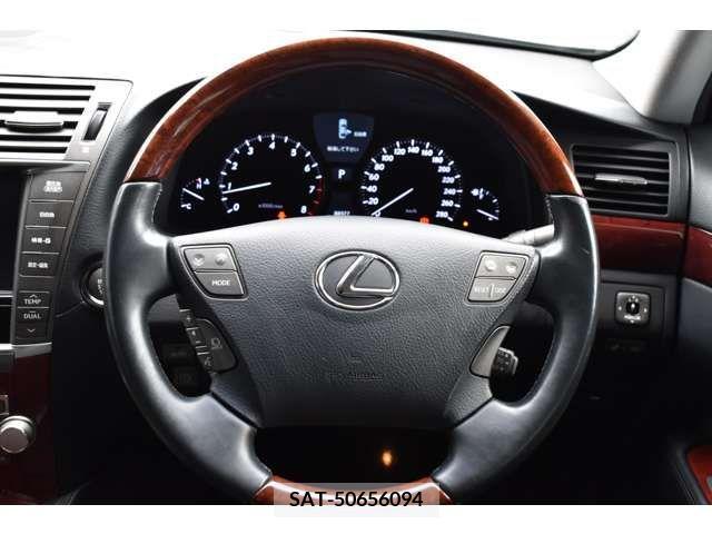 Lexus LS 2009-12 209522-15