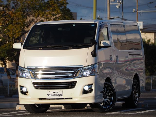 Nissan NV350 Caravan 2013-02 185423-4