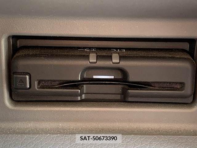 Nissan NV350 Caravan 2020-03 280708-5