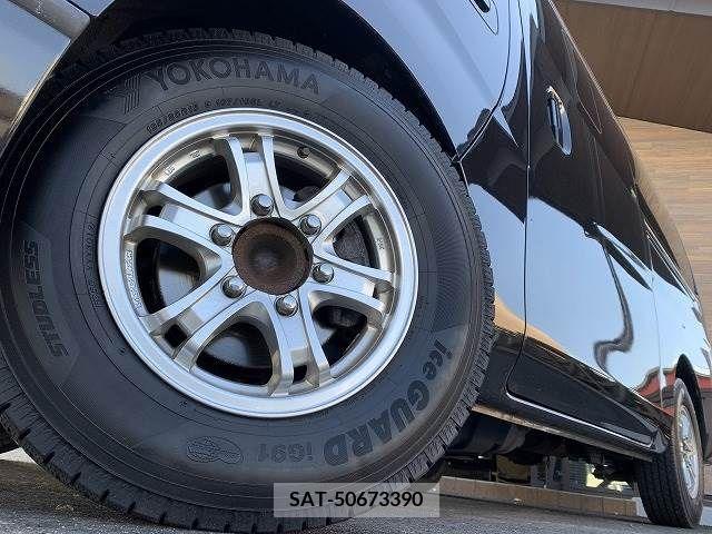Nissan NV350 Caravan 2020-03 280708-11