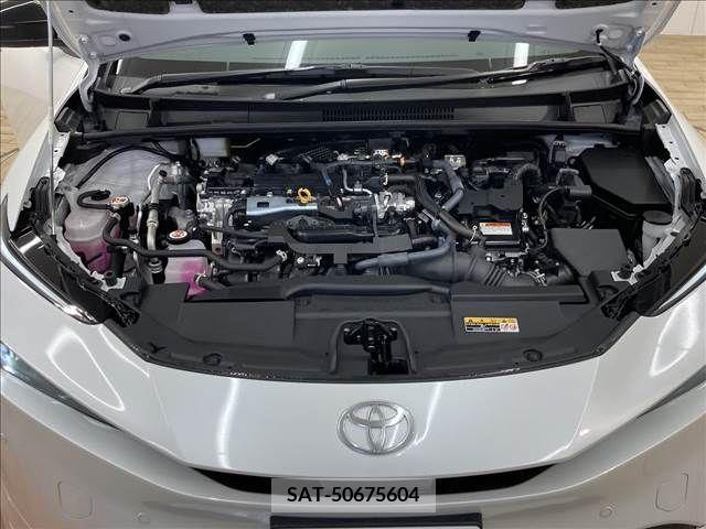 Toyota PRIUS 2023-04 340897-17