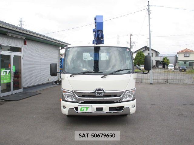 Hino DUTRO 2023-11 296693-1