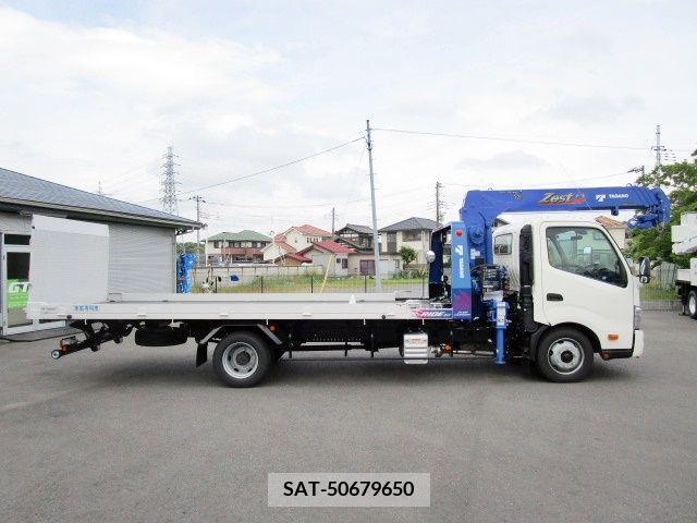 Hino DUTRO 2023-11 296693-2