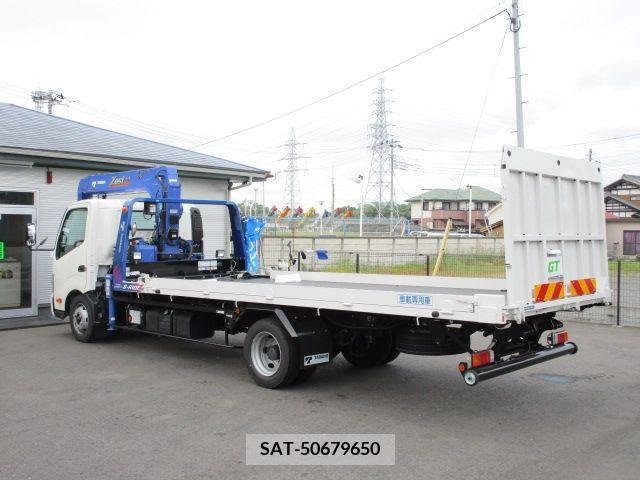 Hino DUTRO 2023-11 296693-4