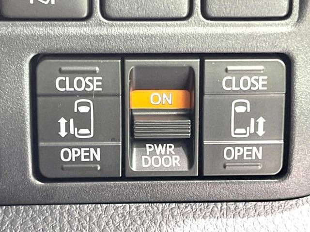 Toyota VOXY 2019-01 185705-5