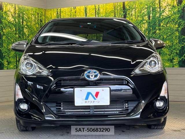 Toyota AQUA 2015-09 379365-14