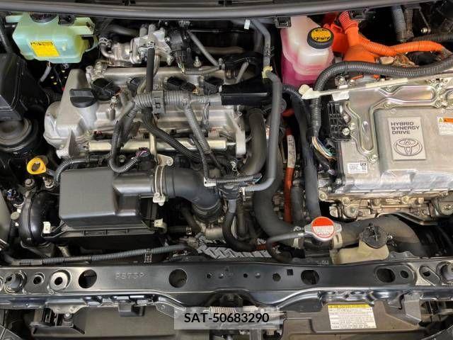 Toyota AQUA 2015-09 379365-18