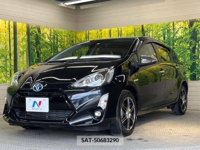 Toyota AQUA 2015-09 379365-16