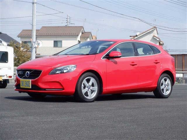 Volvo V40 2015-09 17693-0