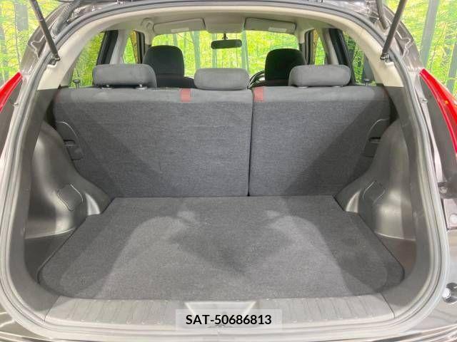 Nissan JUKE 2010-08 320464-10