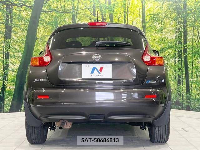 Nissan JUKE 2010-08 320464-15