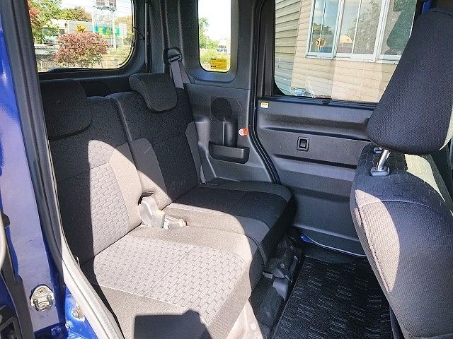 Daihatsu WAKE 2018-11 11909-3