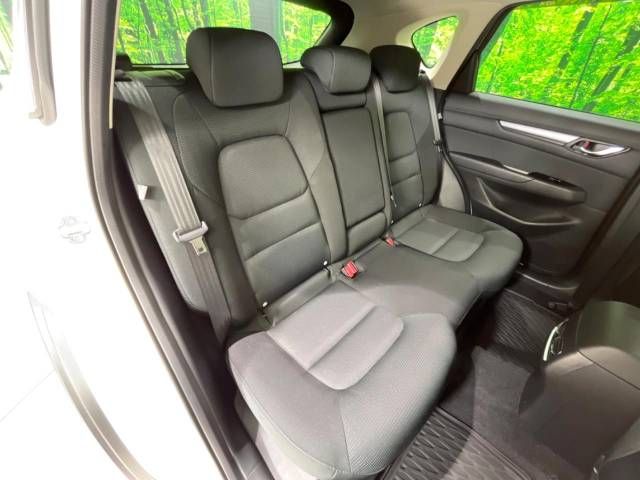 Mazda CX-5 2018-09 16774-9