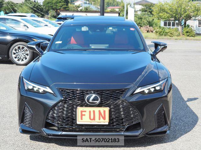 Lexus IS 2022-07 354264-1