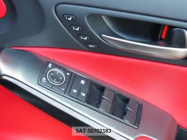 Lexus IS 2022-07 354264-27