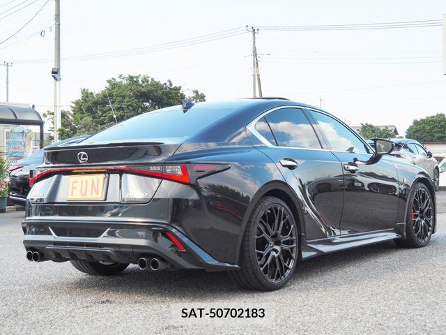Lexus IS 2022-07 354264-4