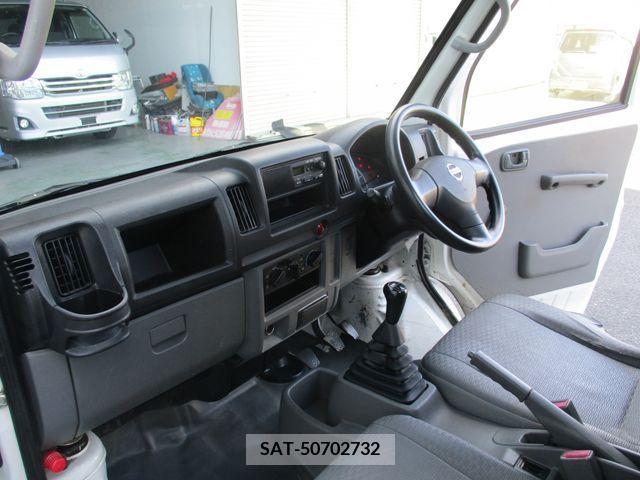Nissan CLIPPER 2013-08 281107-12