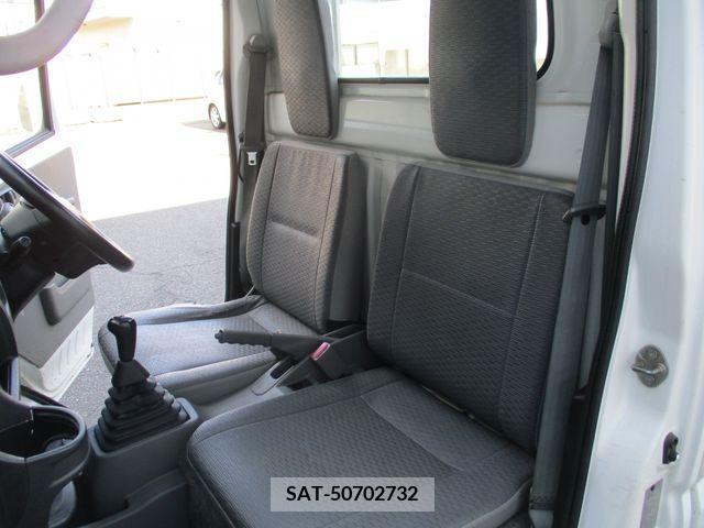 Nissan CLIPPER 2013-08 281107-13