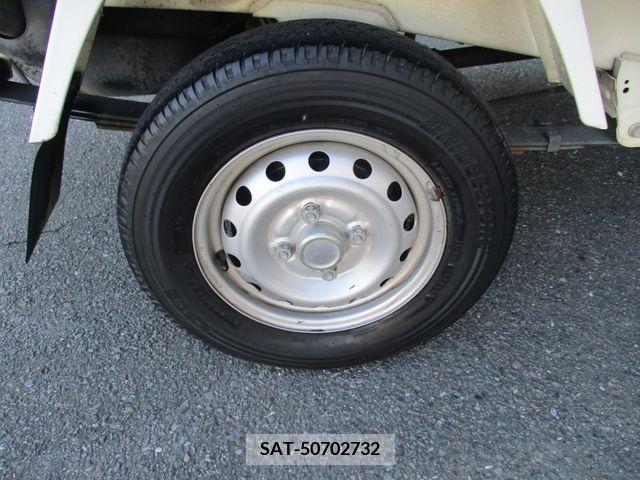 Nissan CLIPPER 2013-08 281107-16