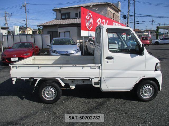 Nissan CLIPPER 2013-08 281107-6