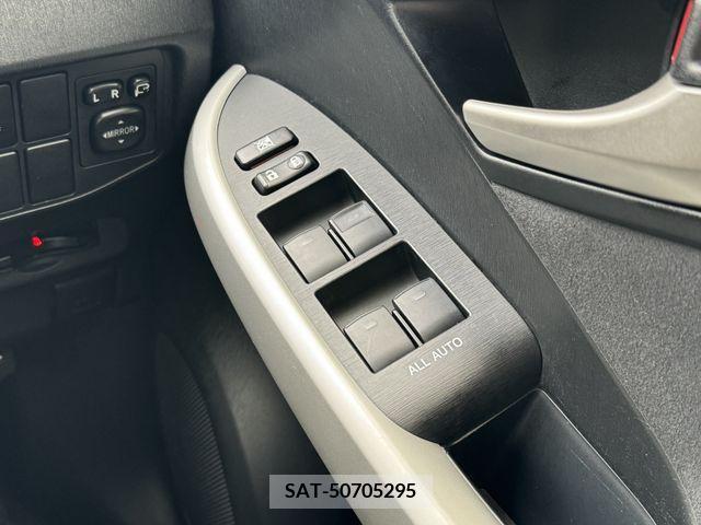 Toyota PRIUS 2012-02 327871-23