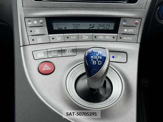 Toyota PRIUS 2012-02 327871-19