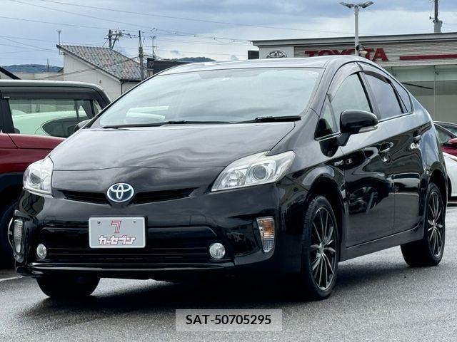 Toyota PRIUS 2012-02 327871-9