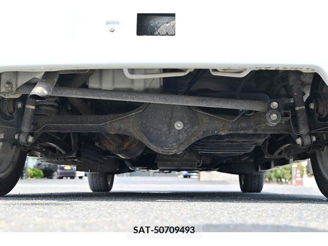 Suzuki EVERY WAGON 2011-06 301783-8