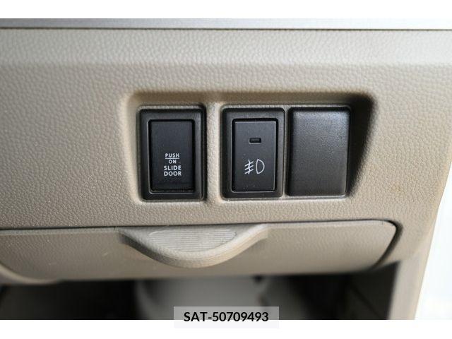 Suzuki EVERY WAGON 2011-06 301783-18
