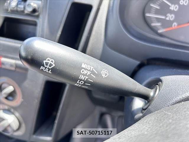Daihatsu MIRA 2011-08 335511-28