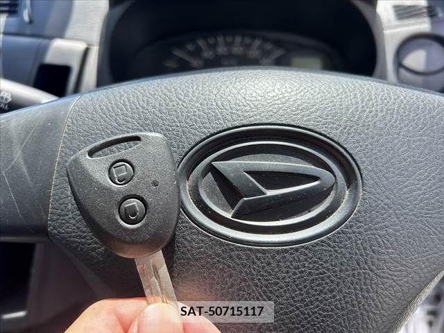 Daihatsu MIRA 2011-08 335511-2